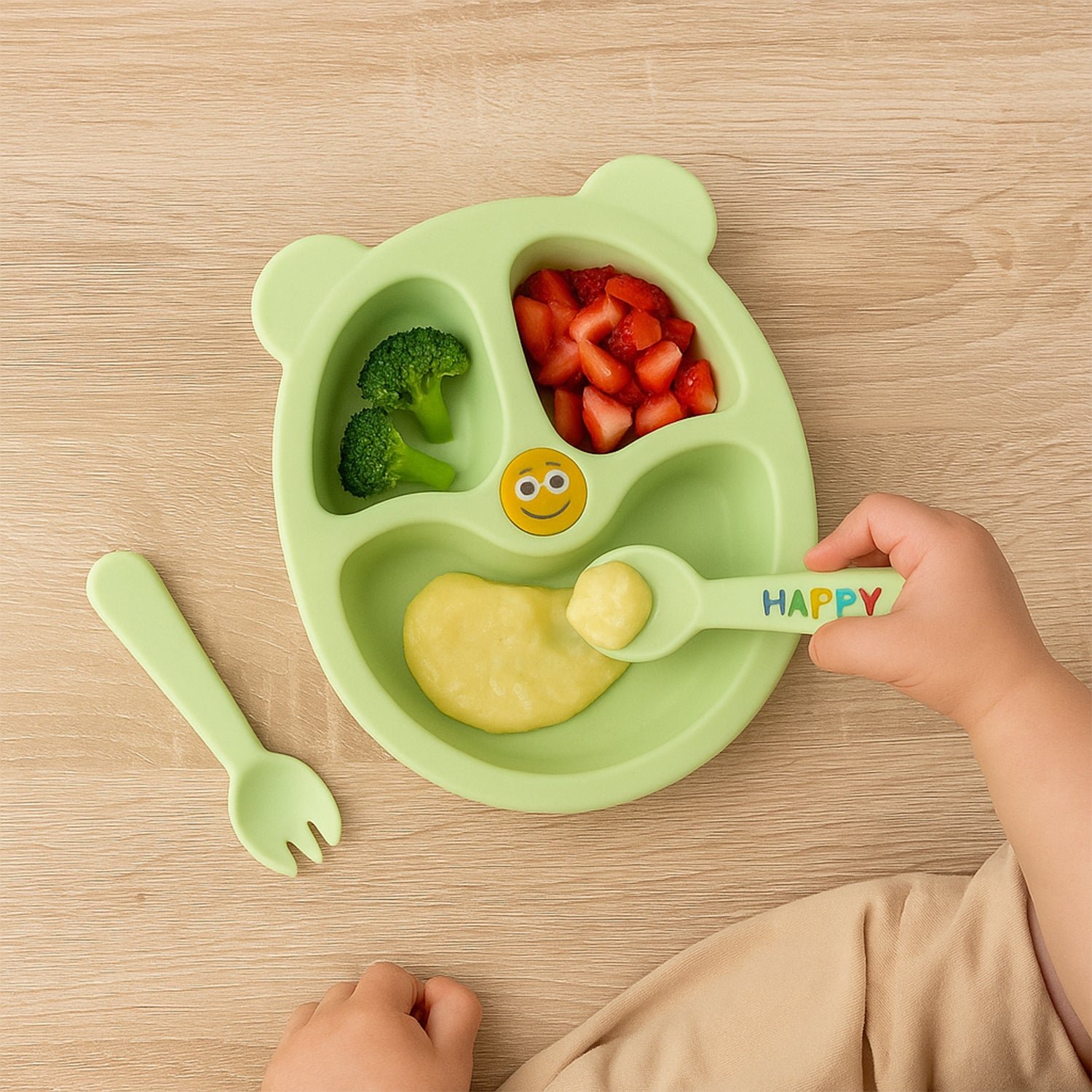 Premium 4-piece Kids Mealtime Feeding Set Premium 4-piece Kids Mealtime Feeding Set